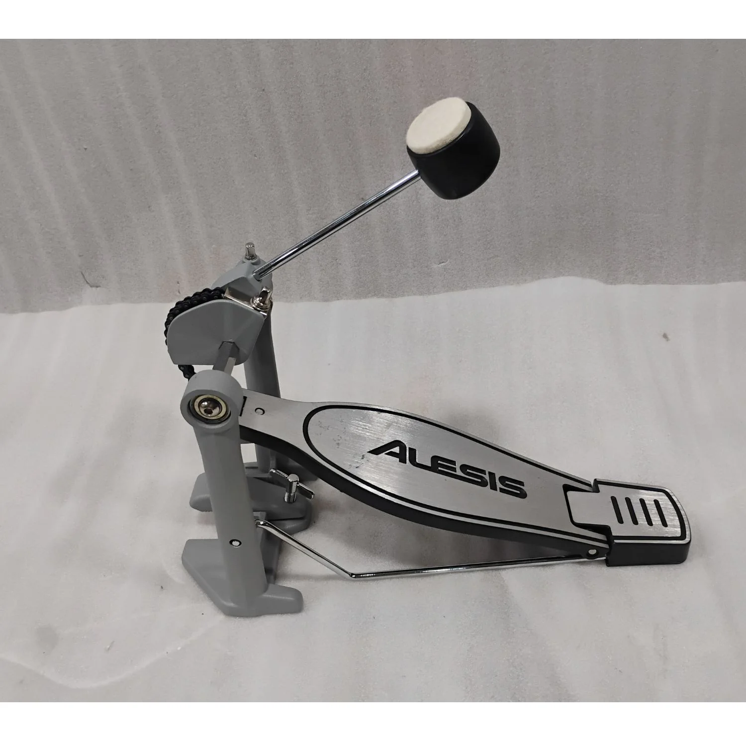 Alesis Nitro Max Kit Eight Piece Electronic Drum Kit with Mesh Heads and Bluetooth - Open Box - Image 30