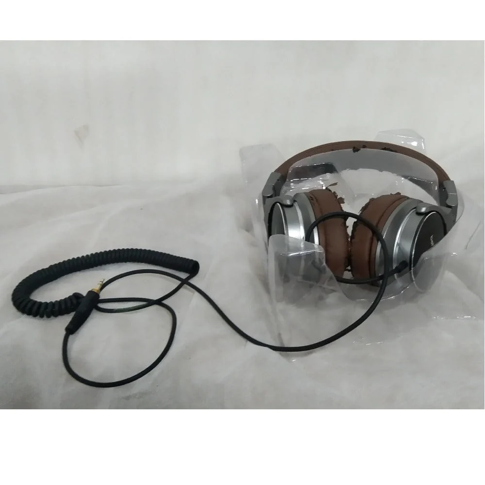 Behringer BH 470 Studio Monitoring Headphones - Open Box B Stock