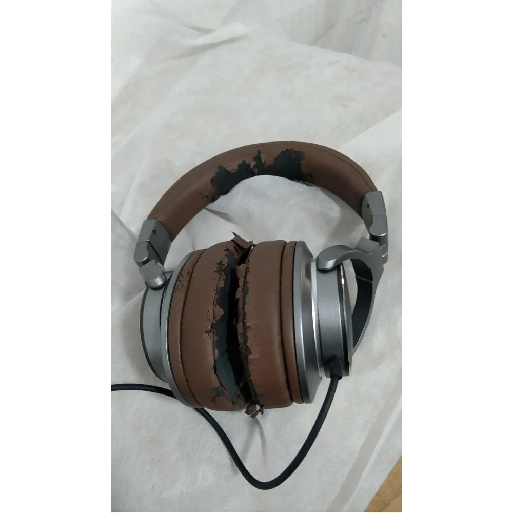 Behringer BH 470 Studio Monitoring Headphones - Open Box B Stock - Image 3
