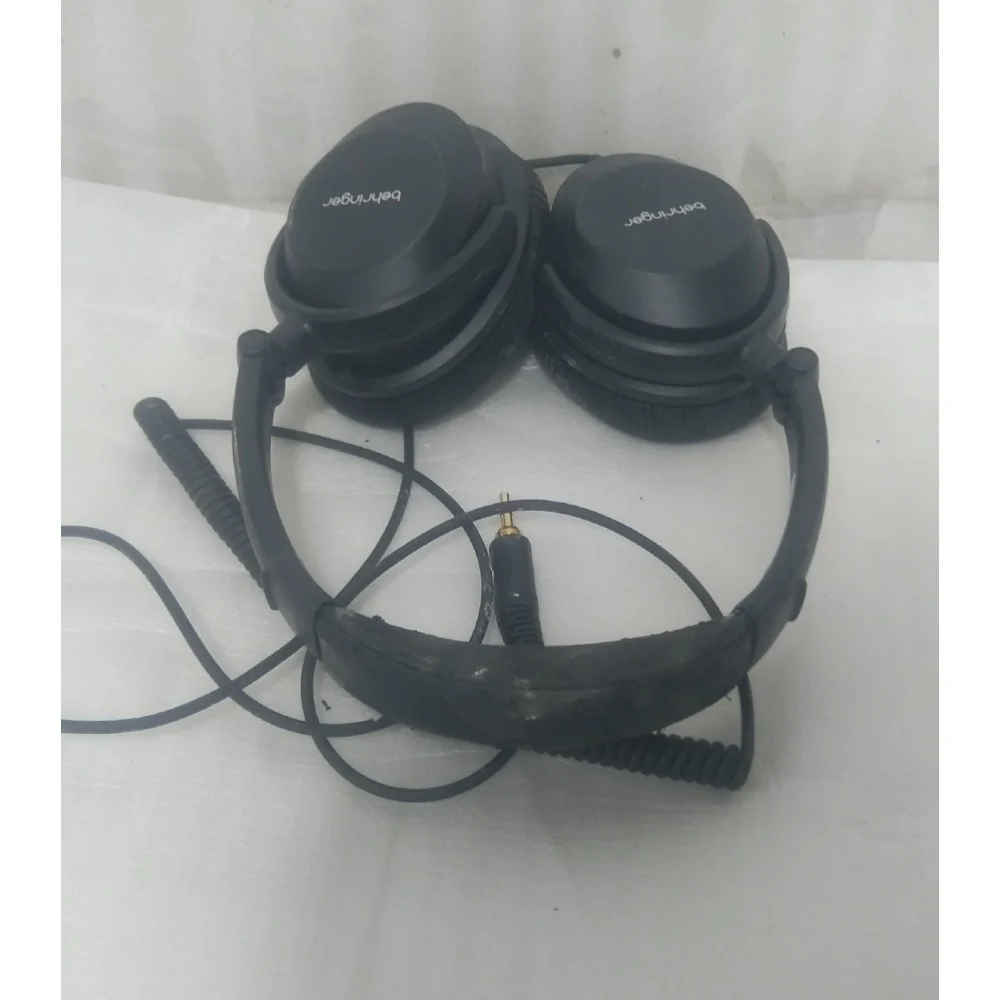 Behringer HC 2000 Studio Monitoring Headphones - Open Box B Stock - Image 3