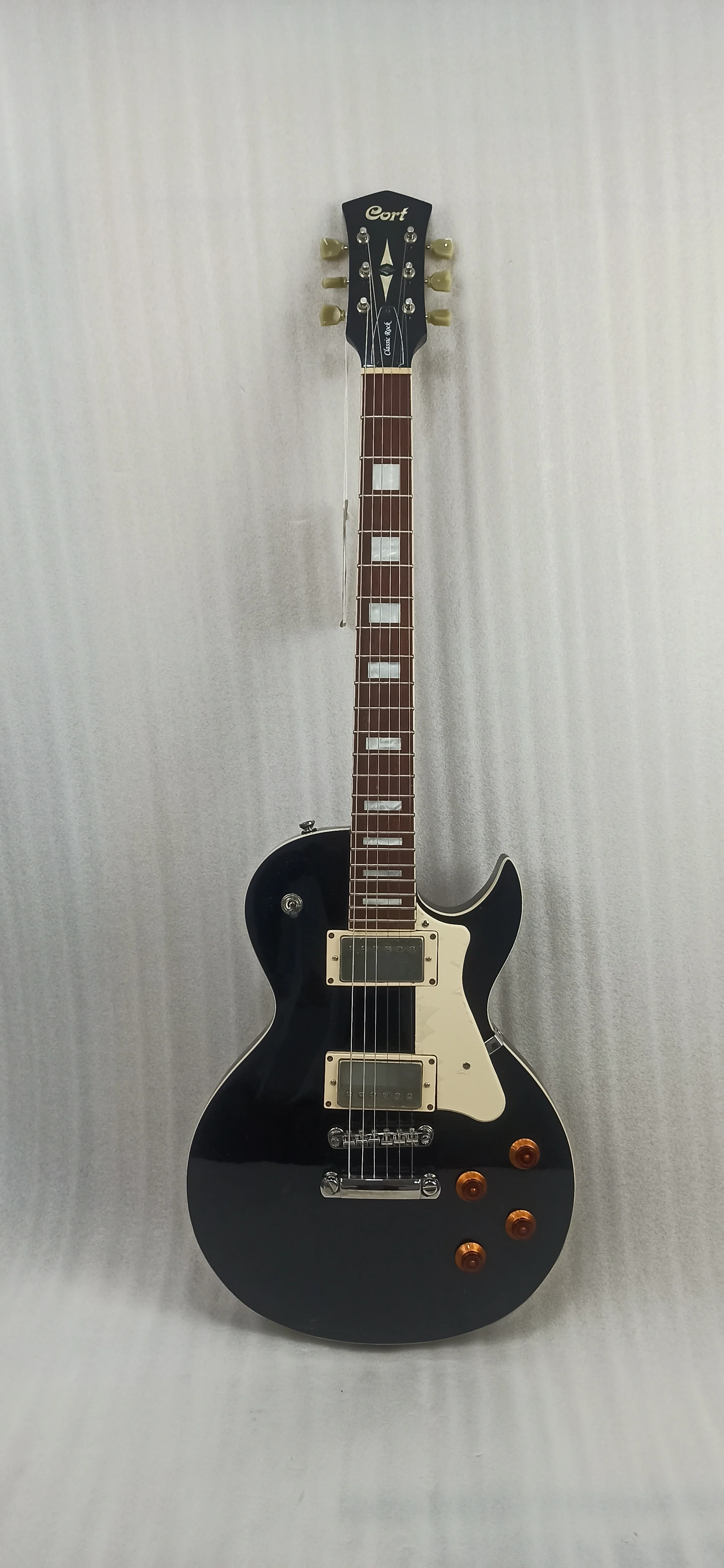 Cort CR200 Les Paul Style Electric Guitar - Open Box - Image 16