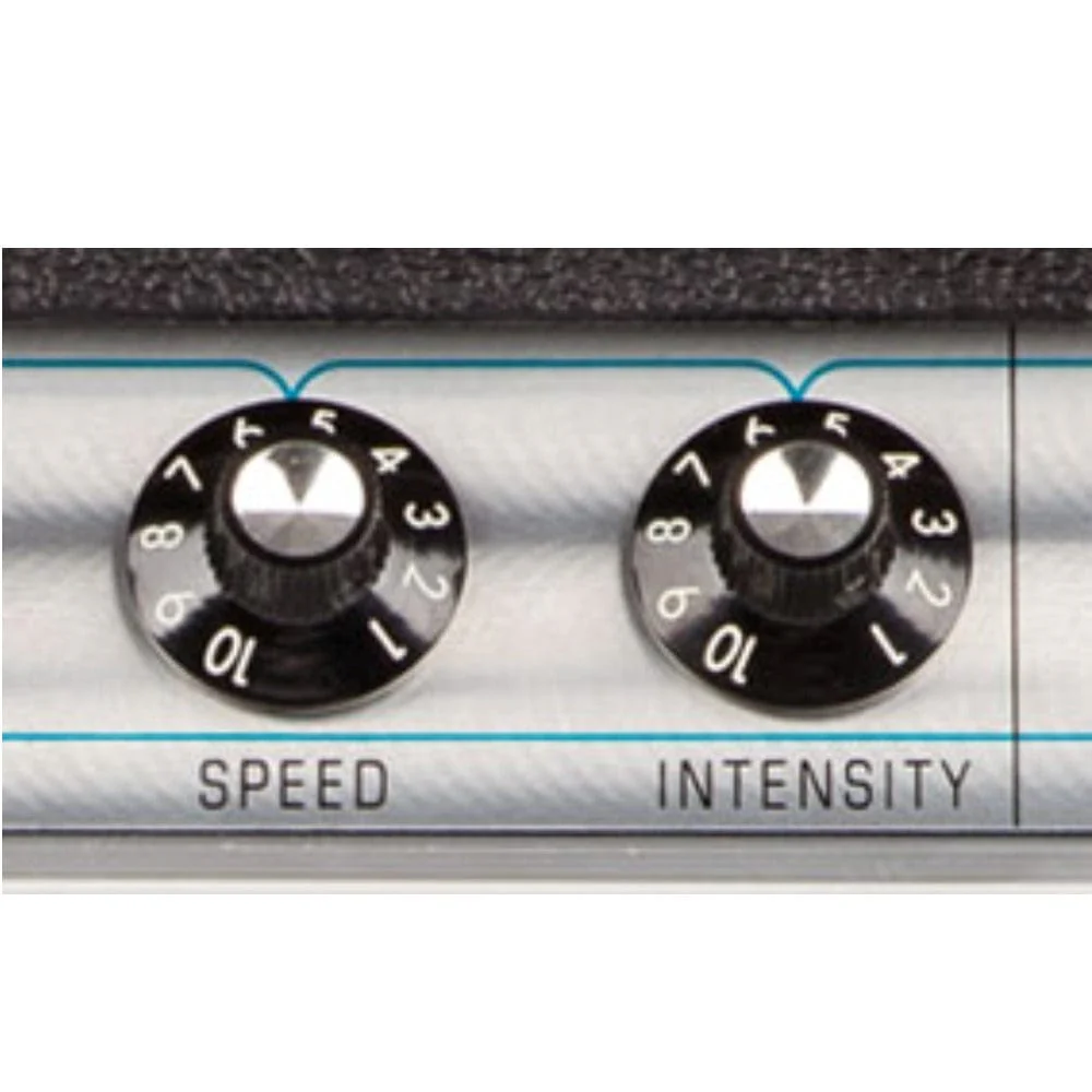 Fender 2274004000 Custom 68 22-Watts Deluxe Guitar Amplifier - Image 7