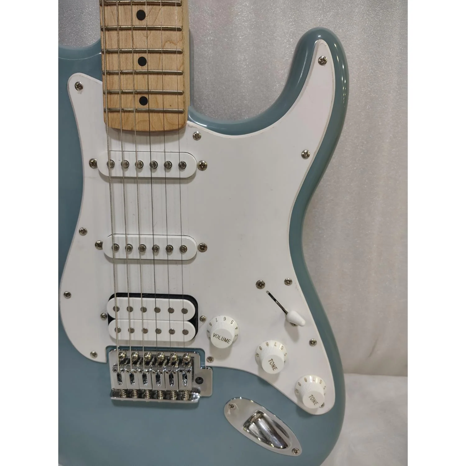 Fender FSR Squier Sonic Stratocaster Electric Guitar - Open Box - Image 20