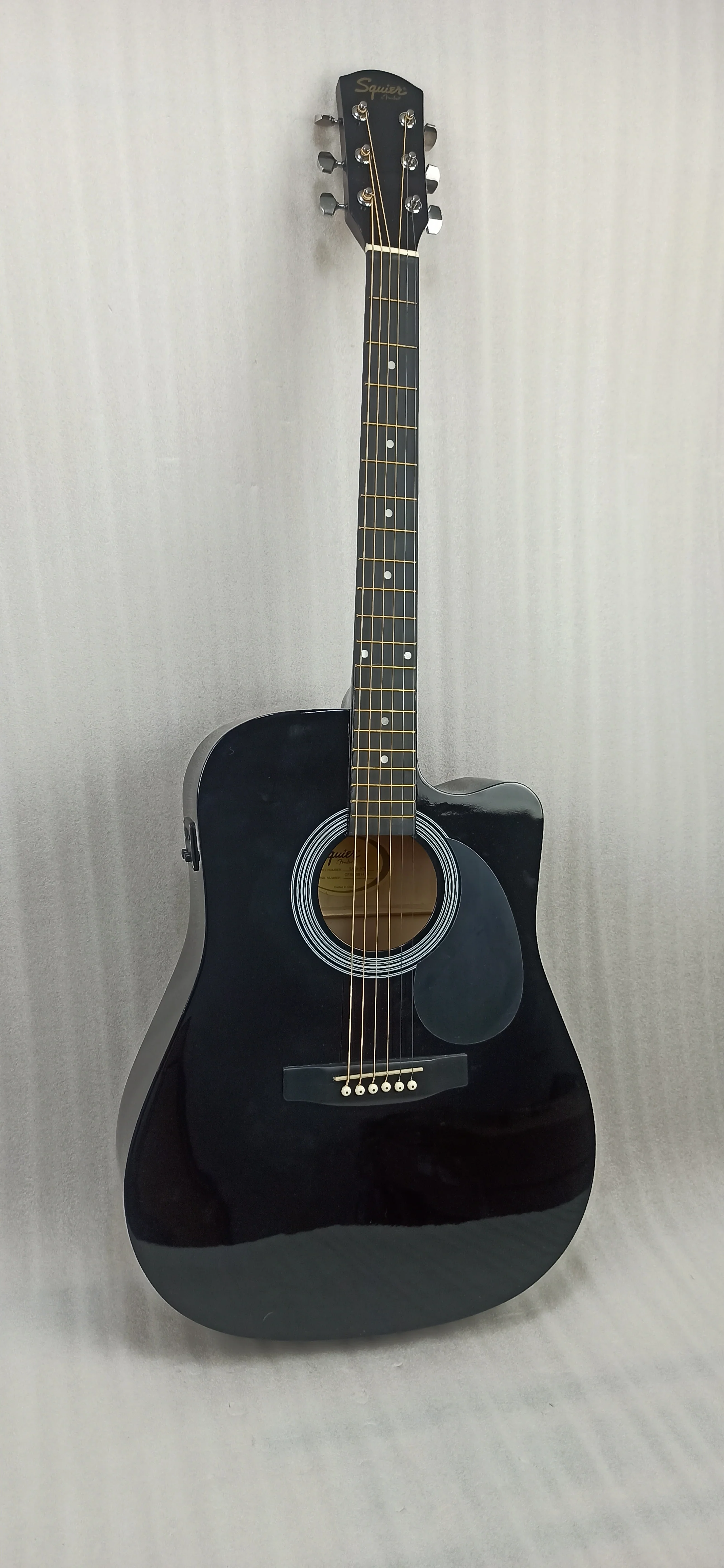Fender Squier SA-105CE Cutaway Electro Acoustic Guitar - Open Box - Image 28