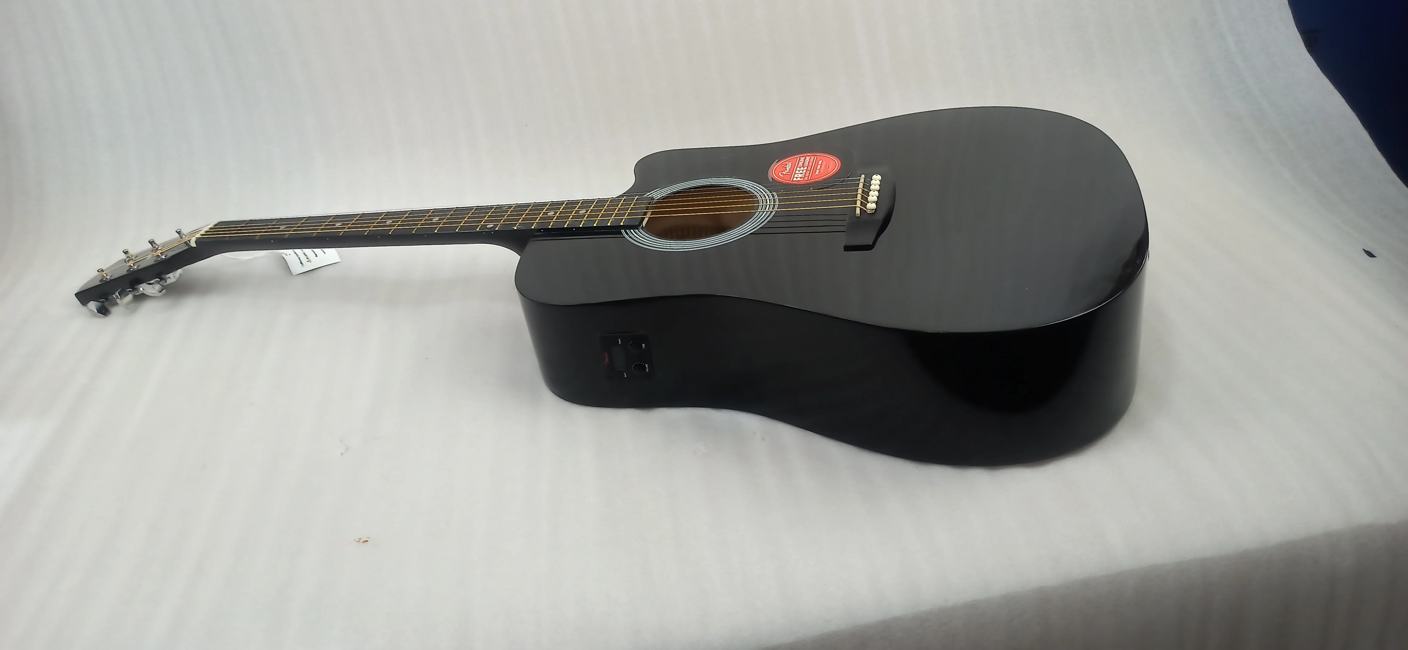 Fender Squier SA-105CE Cutaway Electro Acoustic Guitar - Open Box - Image 37
