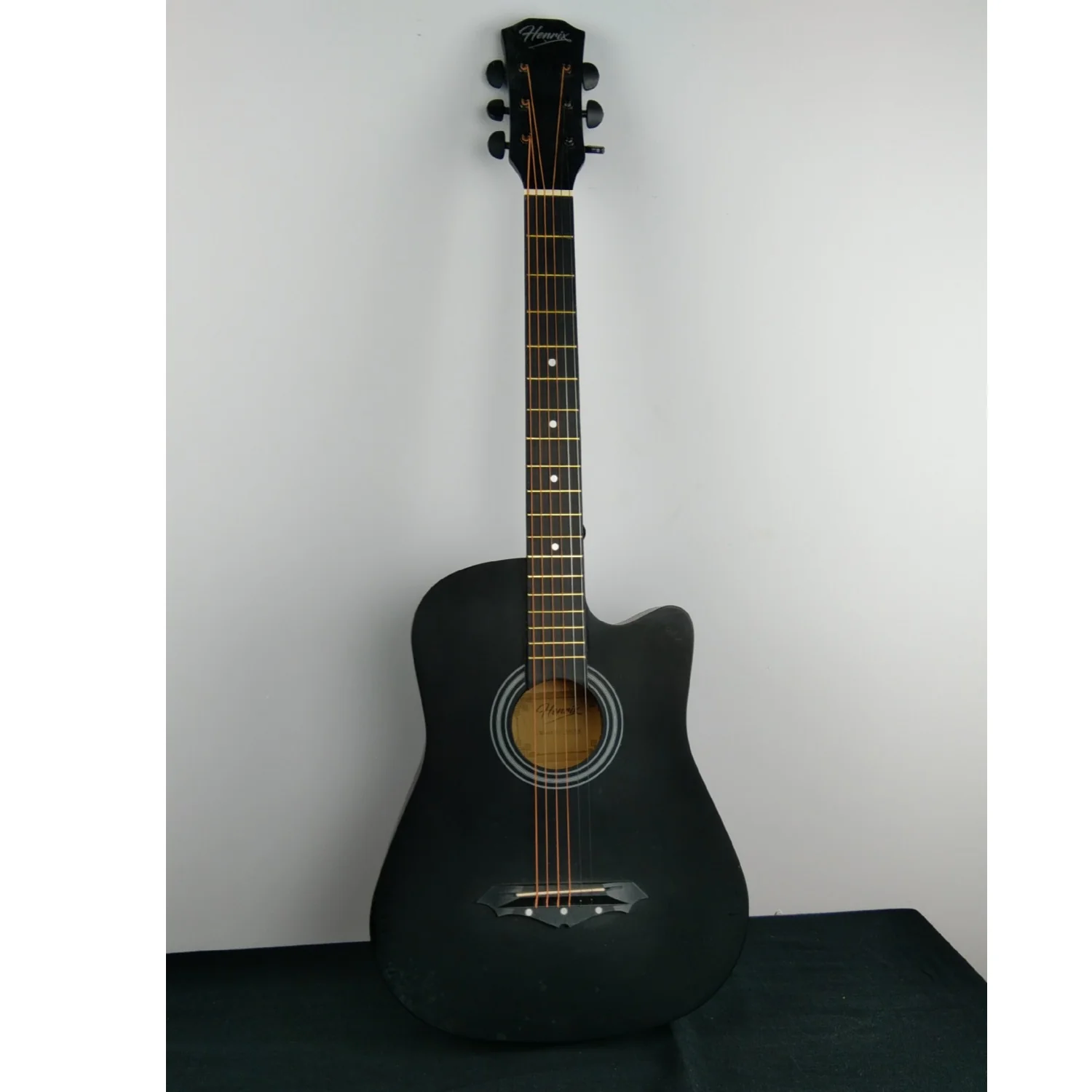 Henrix 38C Cutaway Acoustic Guitar - Black - Open Box B Stock