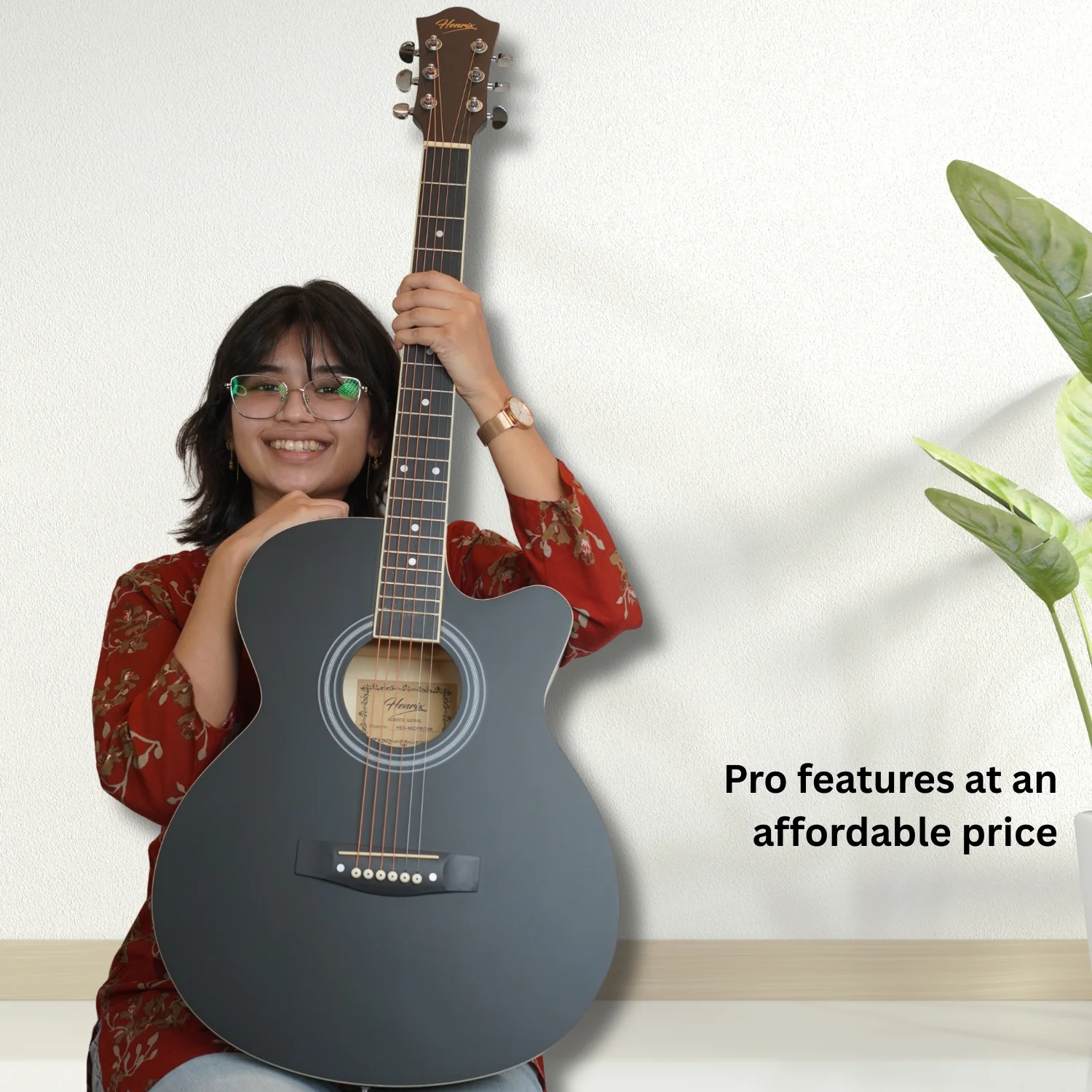 Henrix PRO 40C 40-Inch Cutaway Acoustic Guitar with Dual Action Truss Rod, Gigbag, Picks, String Set, Strap, Cloth & Ebook - Image 25