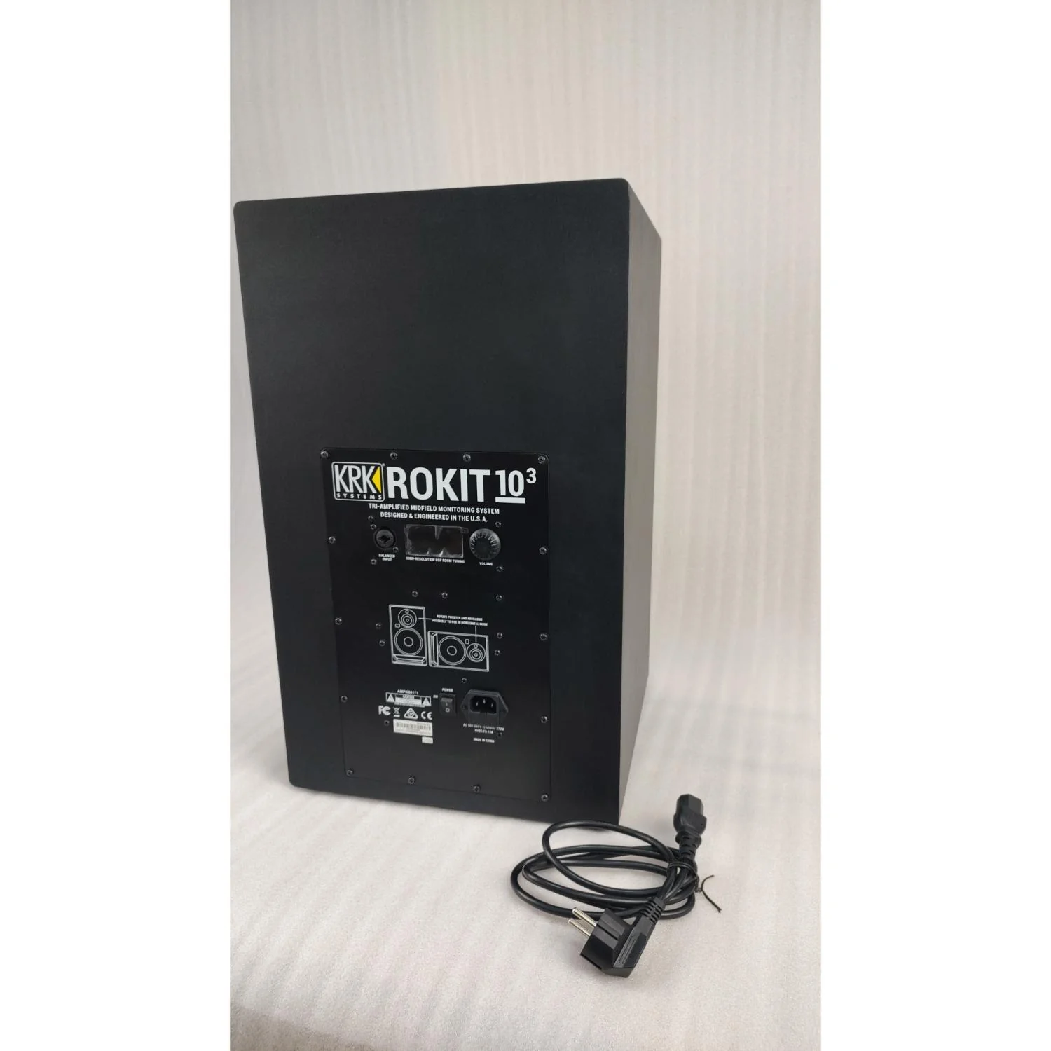 KRK ROKIT 10-3 G4 10inch Tri-Amp Mid-Field Powered Studio Monitor Speaker - Single - Open Box - Image 9