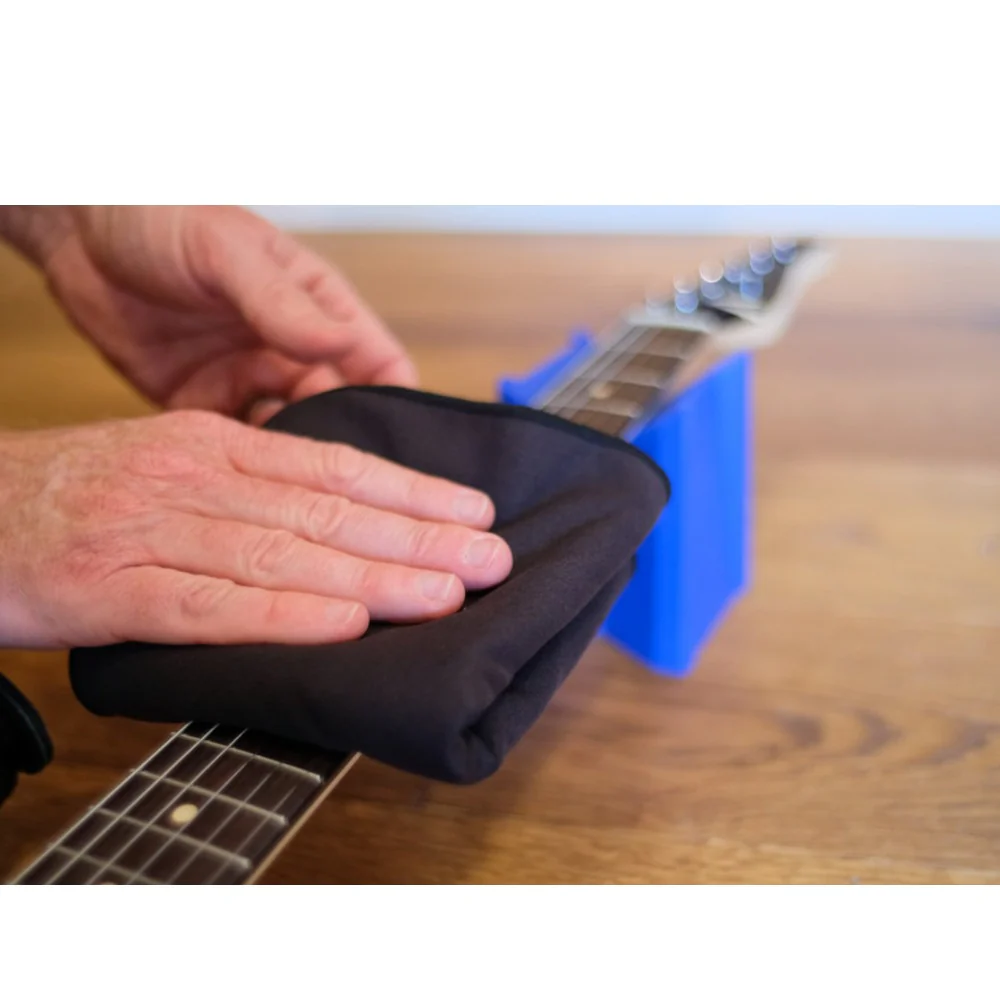 Music Nomad MN241 2 in 1 Beyond Plush Players Cloth - Image 5