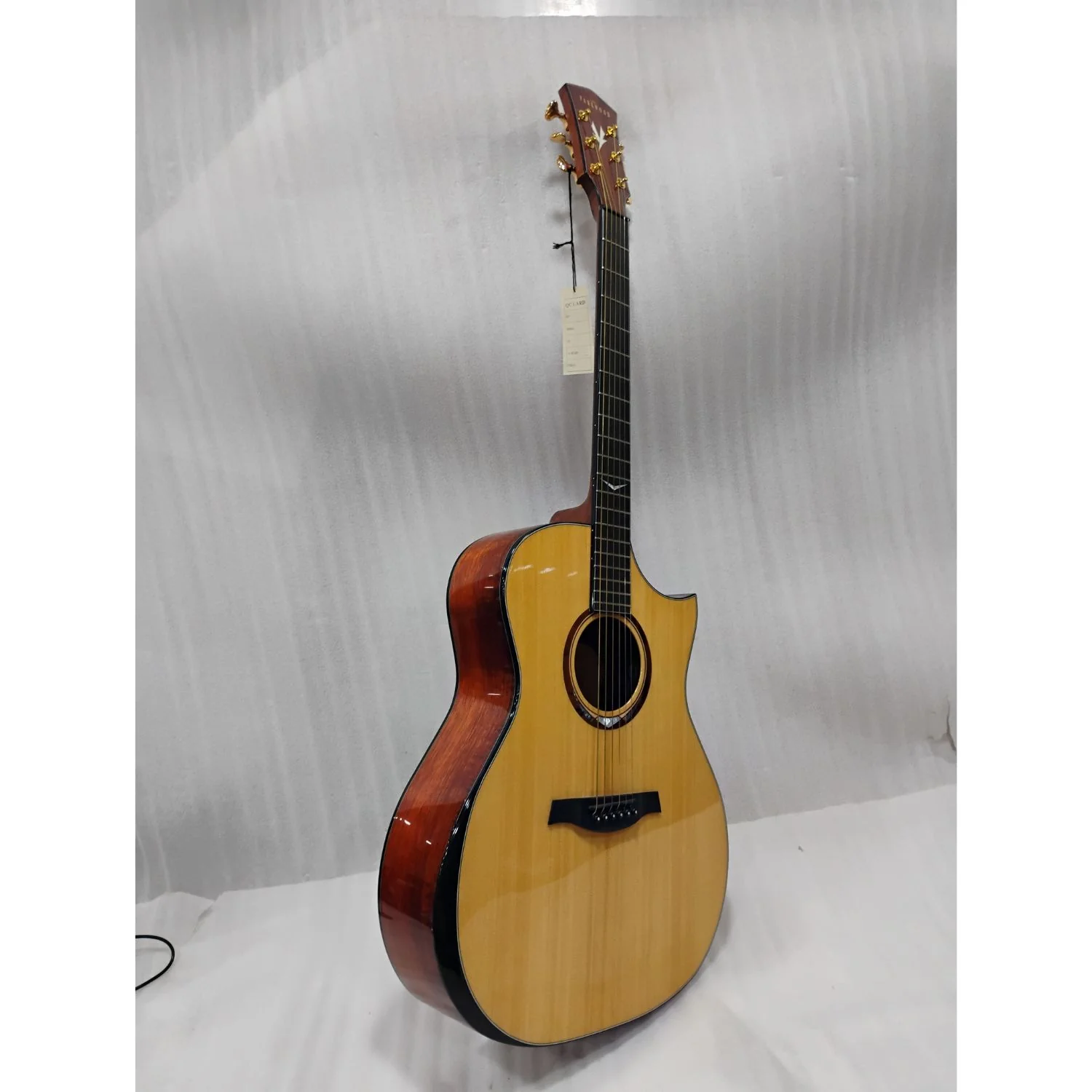 Parkwood GA980ADK GA Series Grand Auditorium Cutaway Electro Acoustic Guitar with Case - Open Box - Image 2