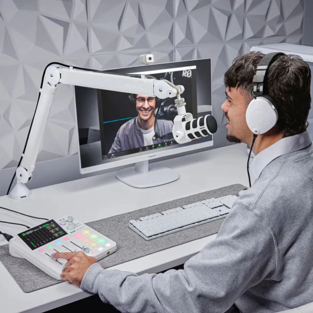 Rode RODECaster Duo Integrated Audio Production Studio - Image 9