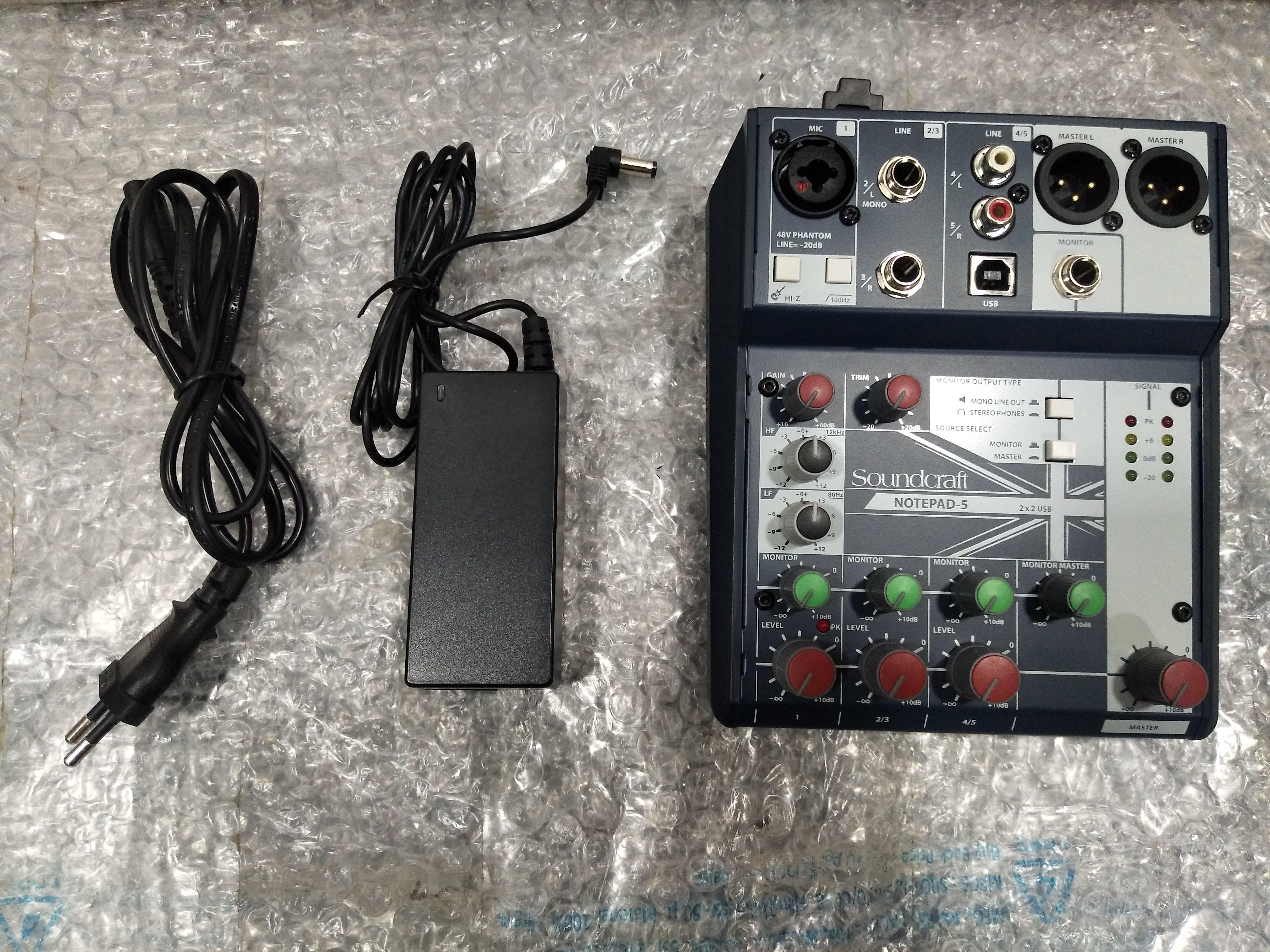 Soundcraft Notepad 5 5 Channel Desktop Analog Mixer with USB - Open Box - Image 2