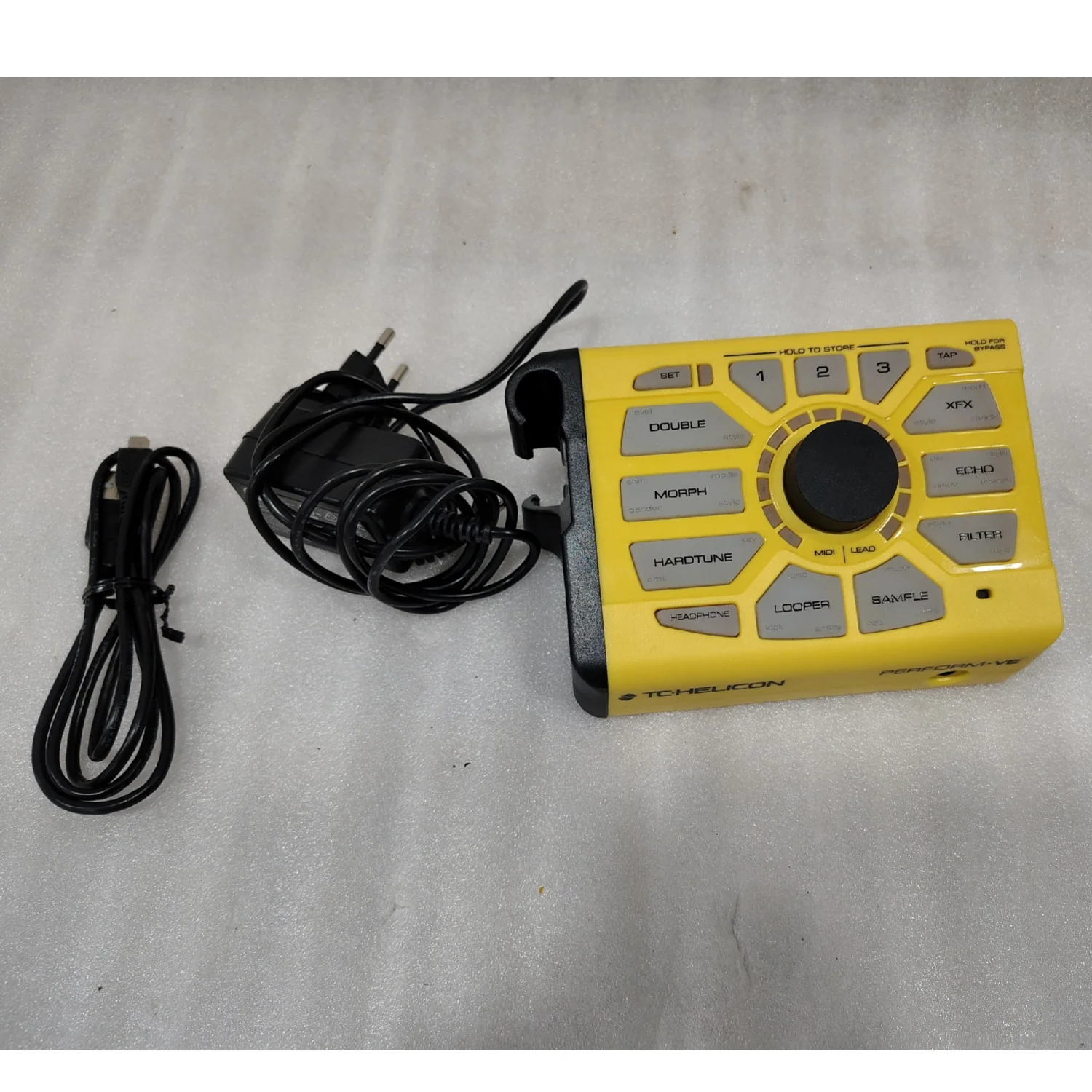 TC Helicon Perform-VE Vocal Manipulator and Drum Looper - Open Box - Image 4
