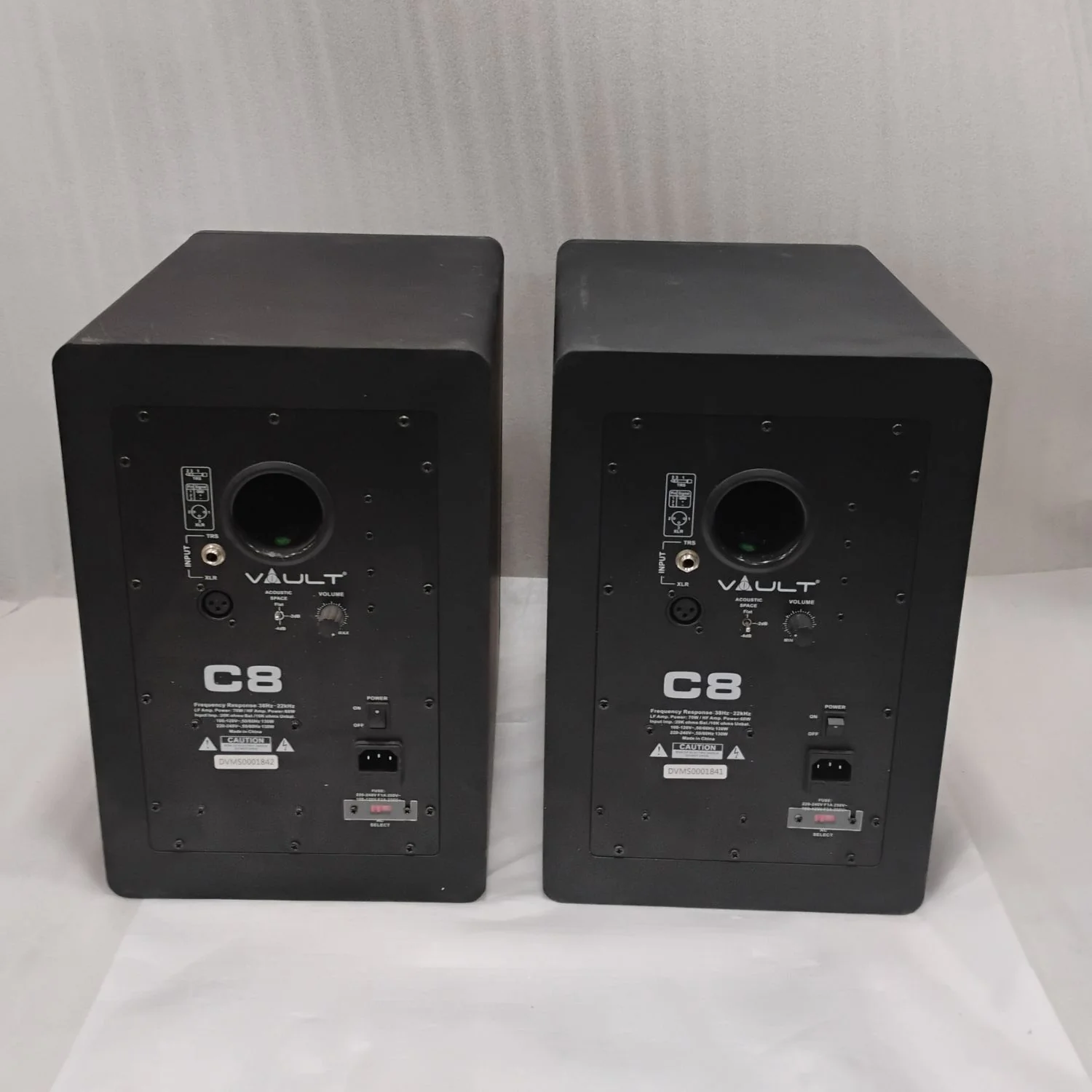Vault C8 8-Inch Powered Studio Monitors - Pair - Open Box - Image 45