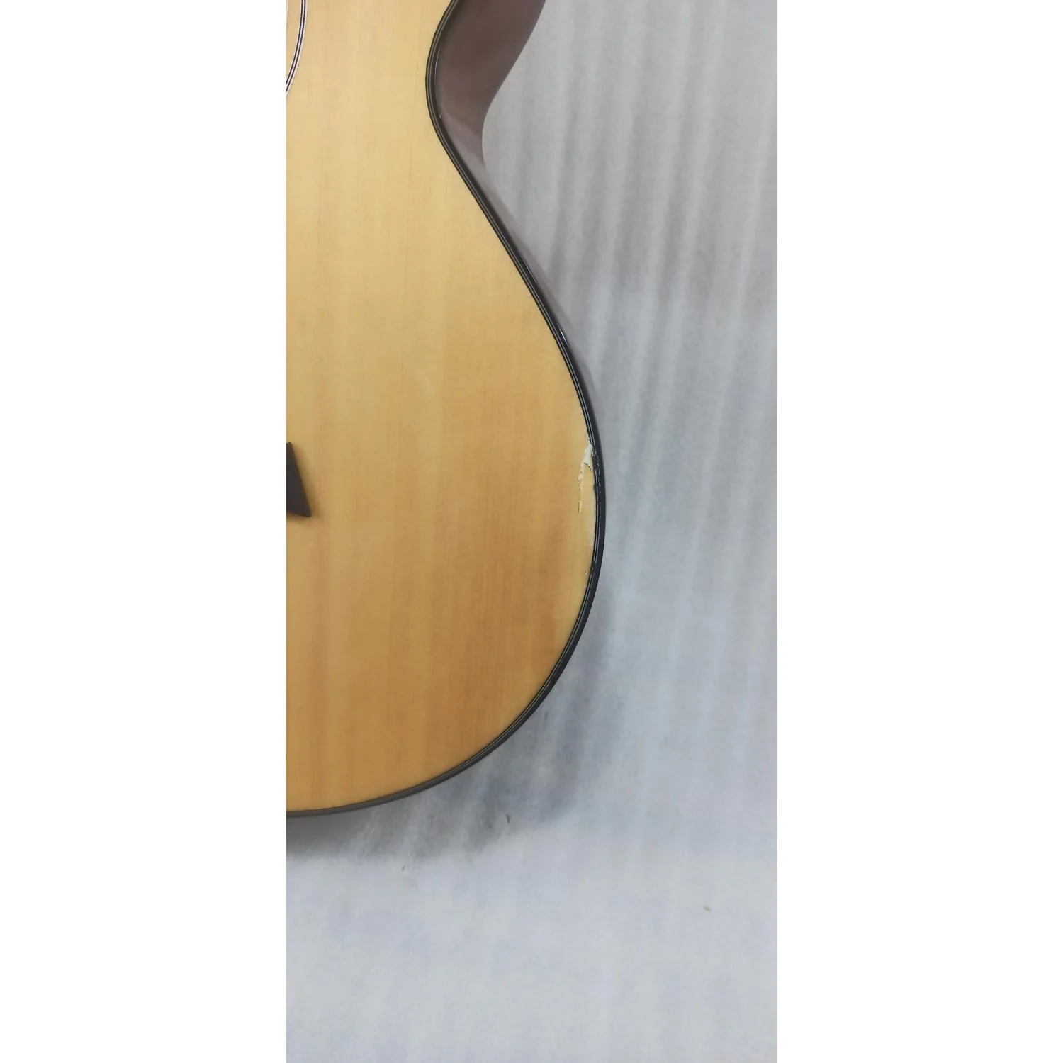 Vault EB40CE 4 String Solid Top Acoustic Bass Guitar With EQ and Padded Gigbag - 34" Scale Length - Open Box - Image 2
