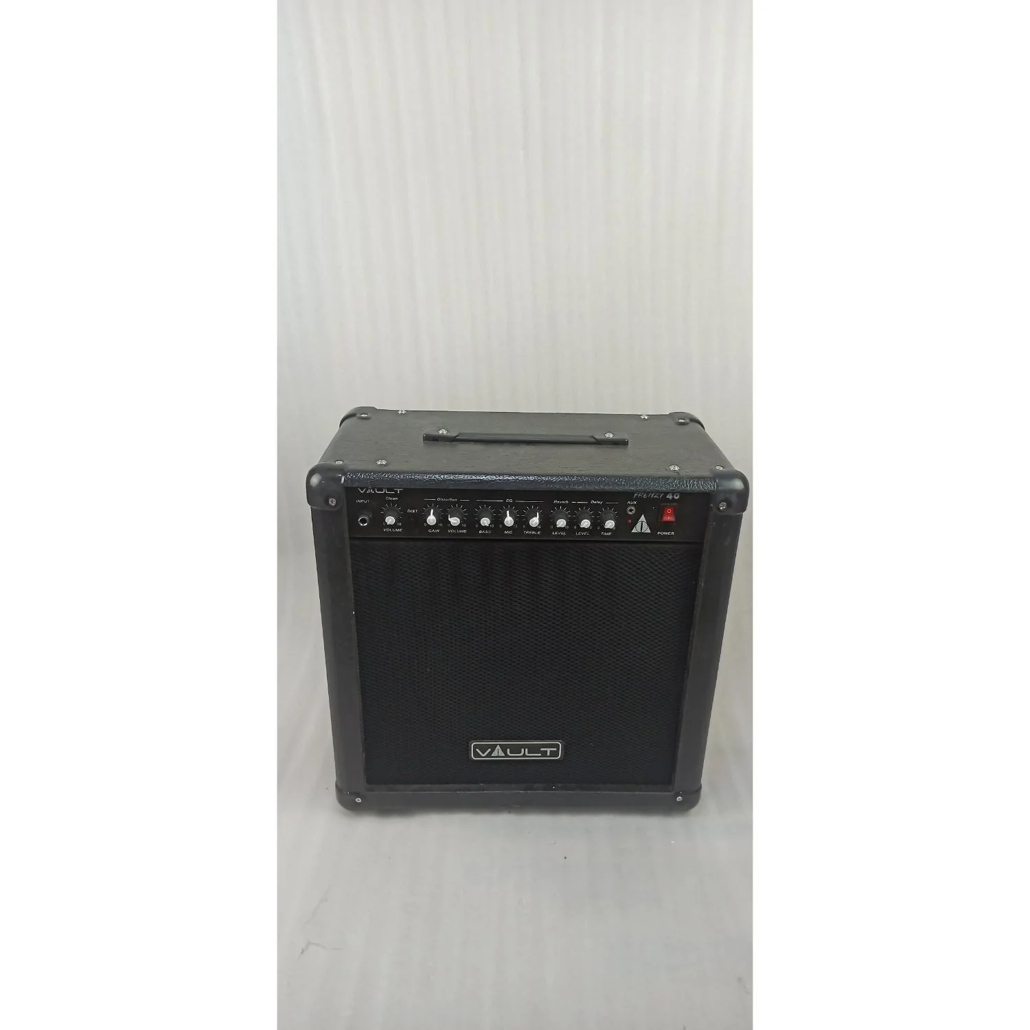 Vault Frenzy 40 Watt Combo Guitar Amplifier with Analog Distortion, Reverb & Delay All Playable Together - Open Box - Image 25