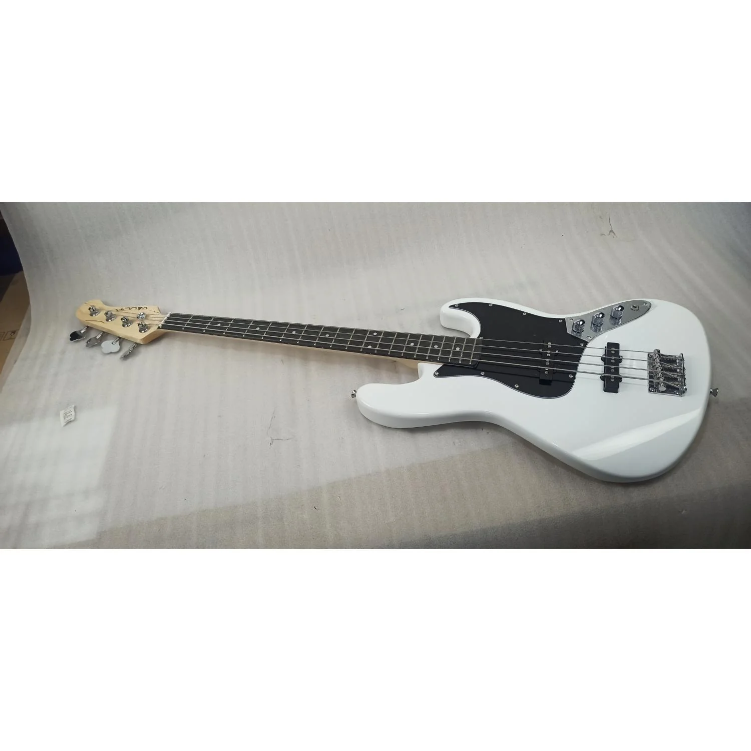 Vault JB4 Jazz Bass 4-String Bass Guitar - Open Box - Image 10