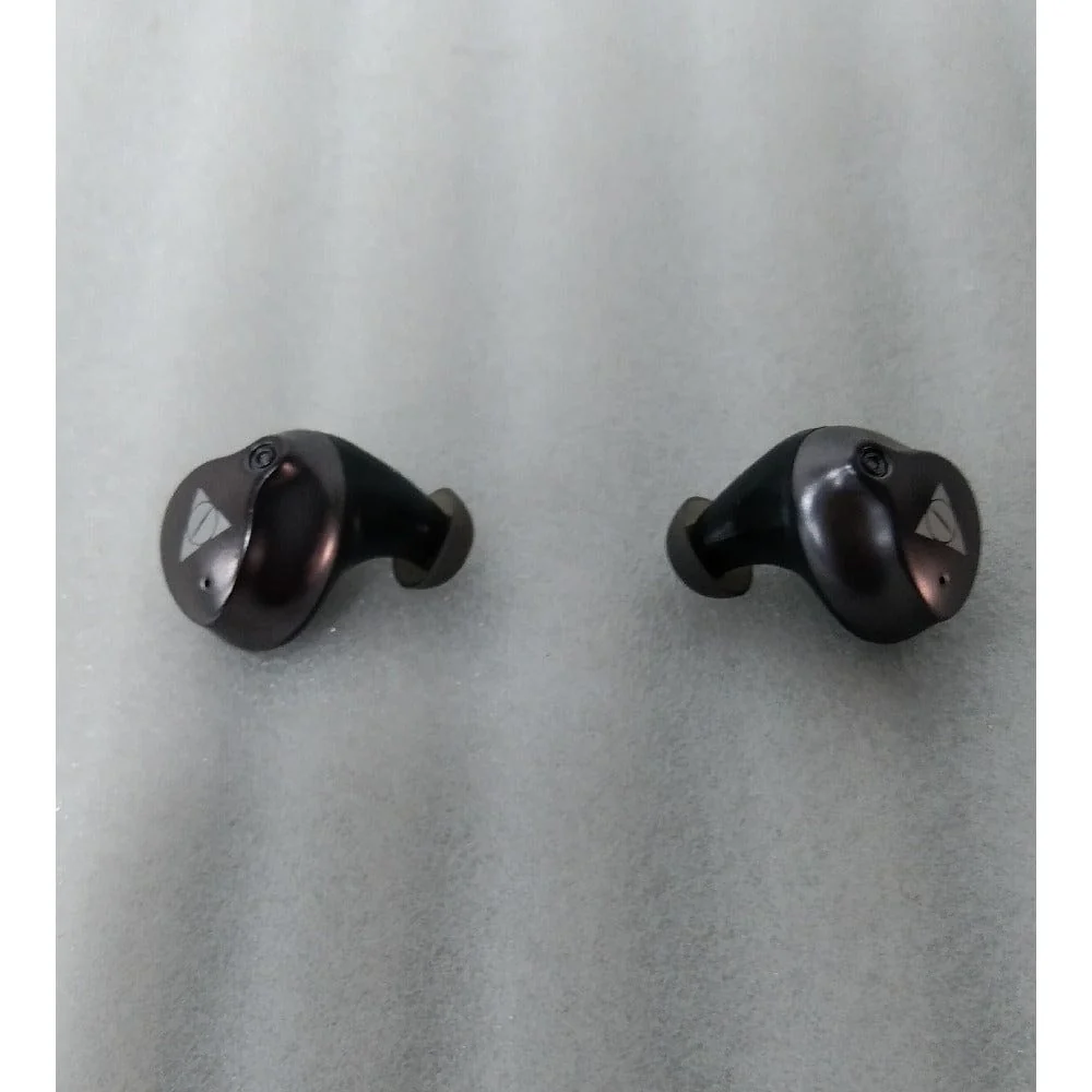 Vault Onyx True Wireless Earbuds With 150 Hours of Wireless Charging & 2 Year Exclusive Vault Warranty - Open Box B Stock - Image 4