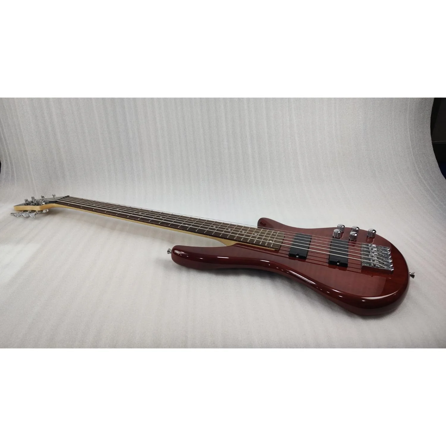 Vault Performer Pro RB6 Six String Electric Bass Guitar - High Gloss Solid Mahogany - Open Box - Image 9