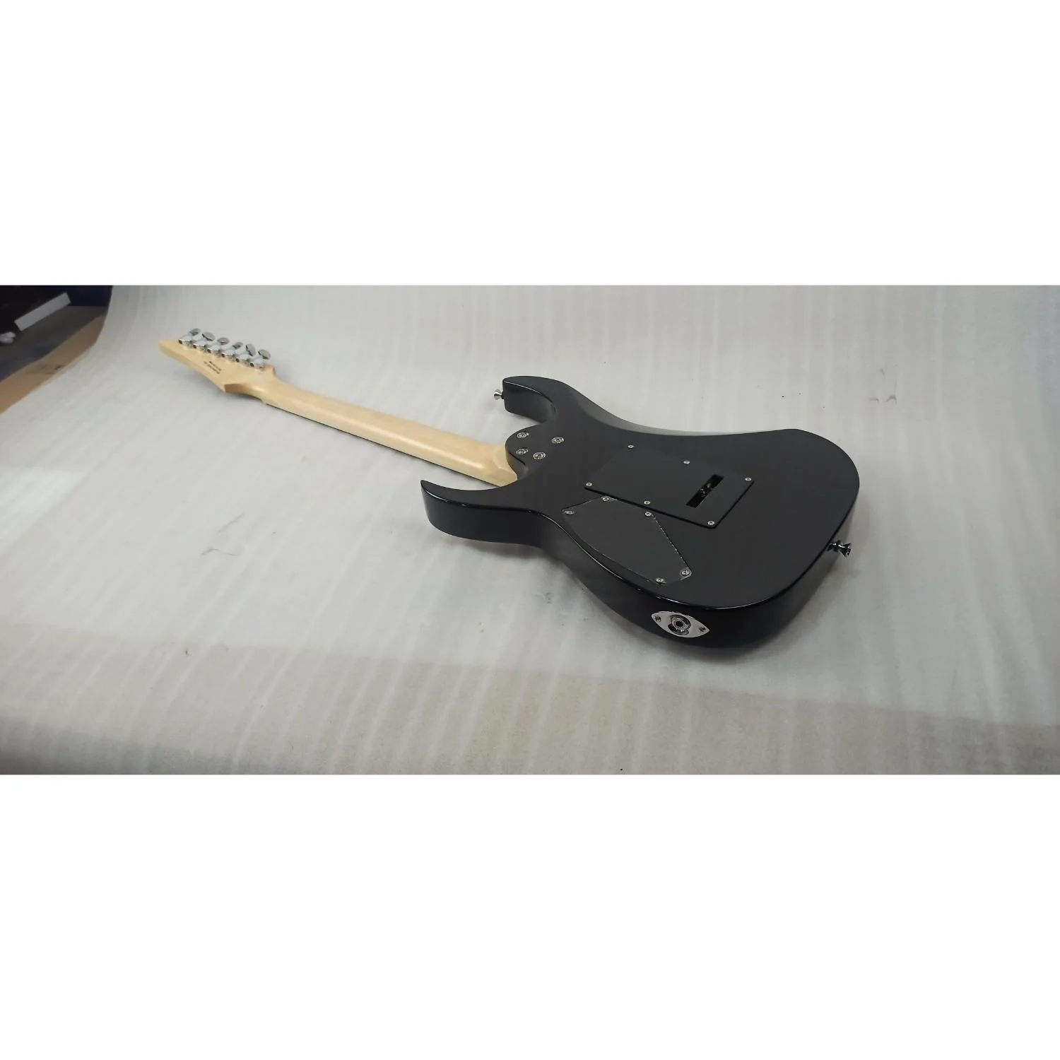 Vault RG1 Soloist Premium Electric Guitar - Open Box - Image 17