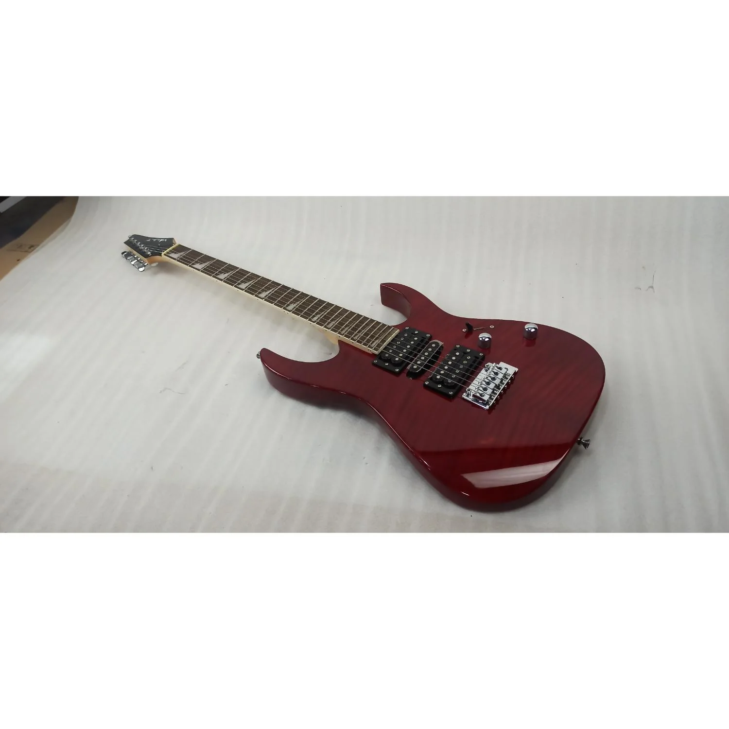 Vault RG1 Soloist Premium Electric Guitar - Open Box - Image 11