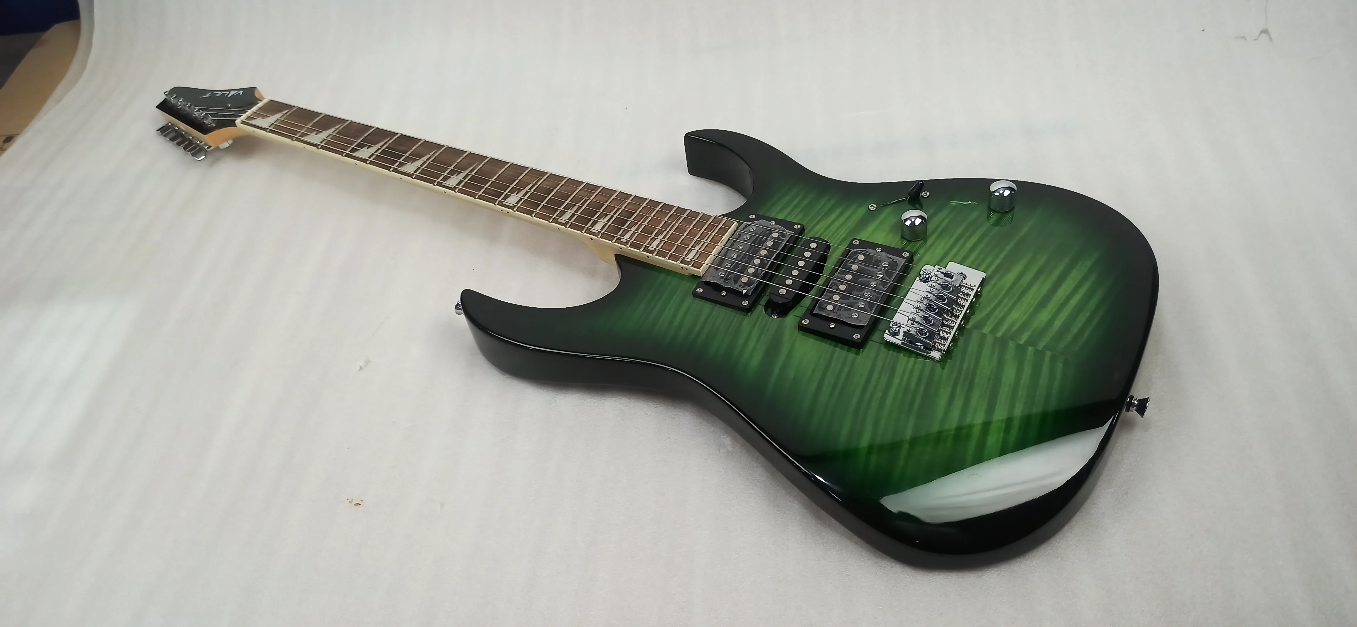 Vault RG1 Soloist Premium Electric Guitar - Transparent Green Burst - Open Box B Stock - Image 29
