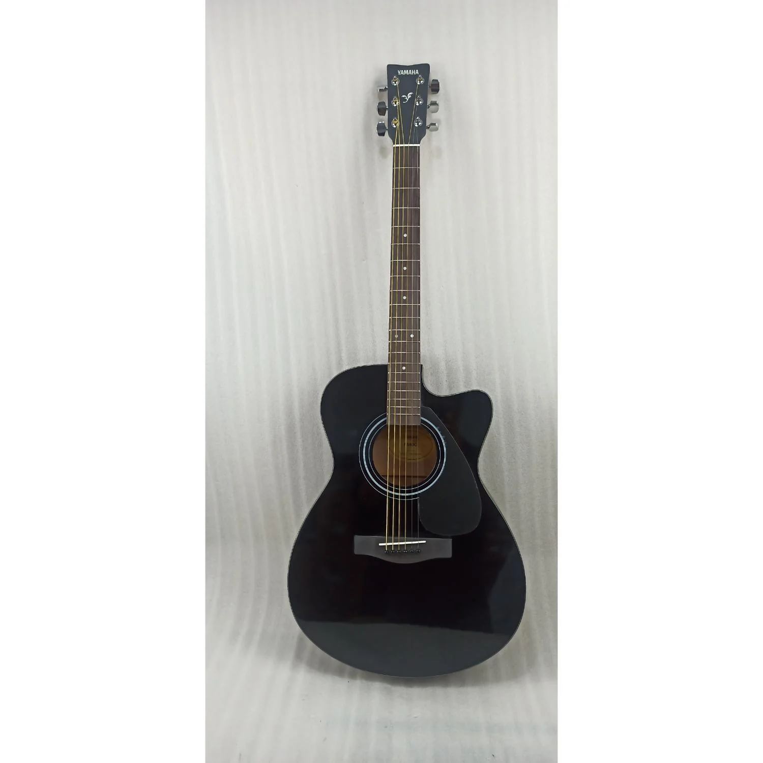 Yamaha FS80C The Ultimate Concert Body Cutaway Acoustic Guitar - Open Box