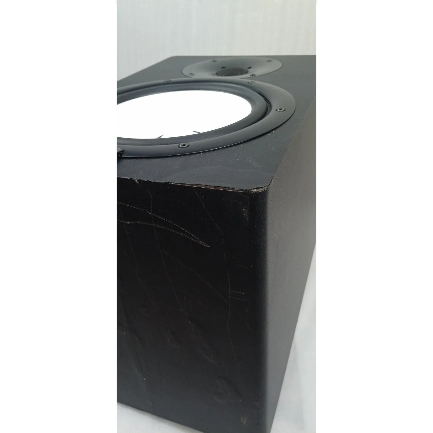 Yamaha HS8 Powered Studio Monitor Speaker - Single - Open Box B Stock - Image 2